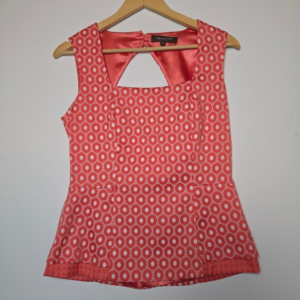 Melanie Lyne Geometric Circle Print Peplum Top Coral White Size 6